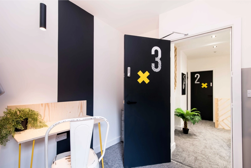 Double Room Available | Bills Inc. | #BeOriginal - Thumbnail 2